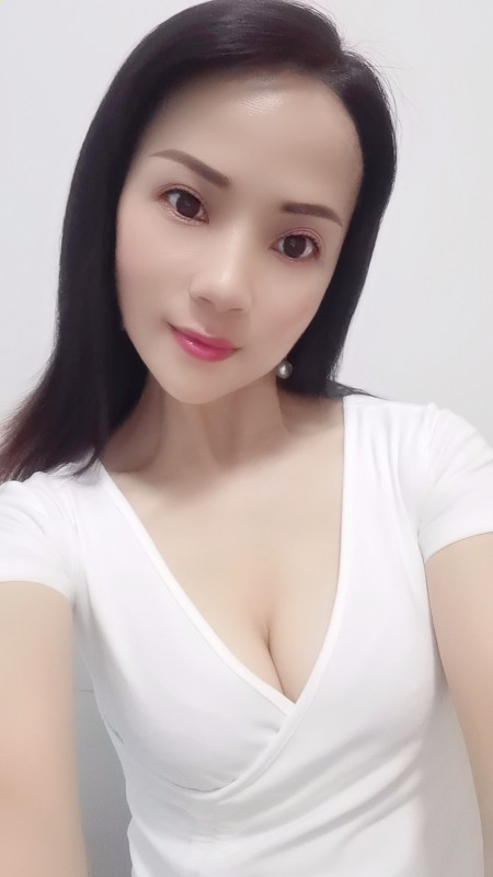 龙岗爱联风骚妹